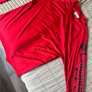 Columbia Red Long Sleeve Shirt